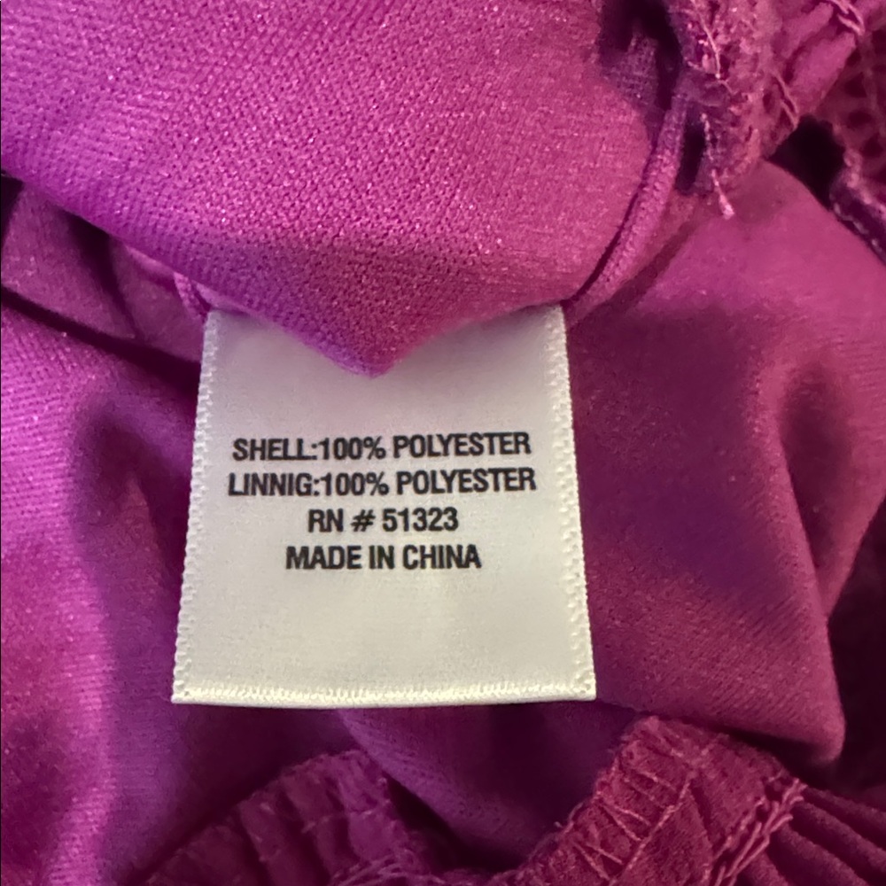 NWT 1.  STATE Magenta V-Neck Top w/ Sheer Long Puffed Sleeves & Ruched Waist - Picture 9 of 9